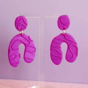 Pendientes Herraduras Maxi Relieve Fucsia